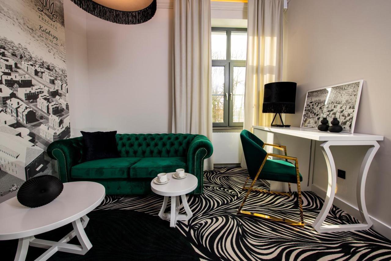 APARTMENT 101